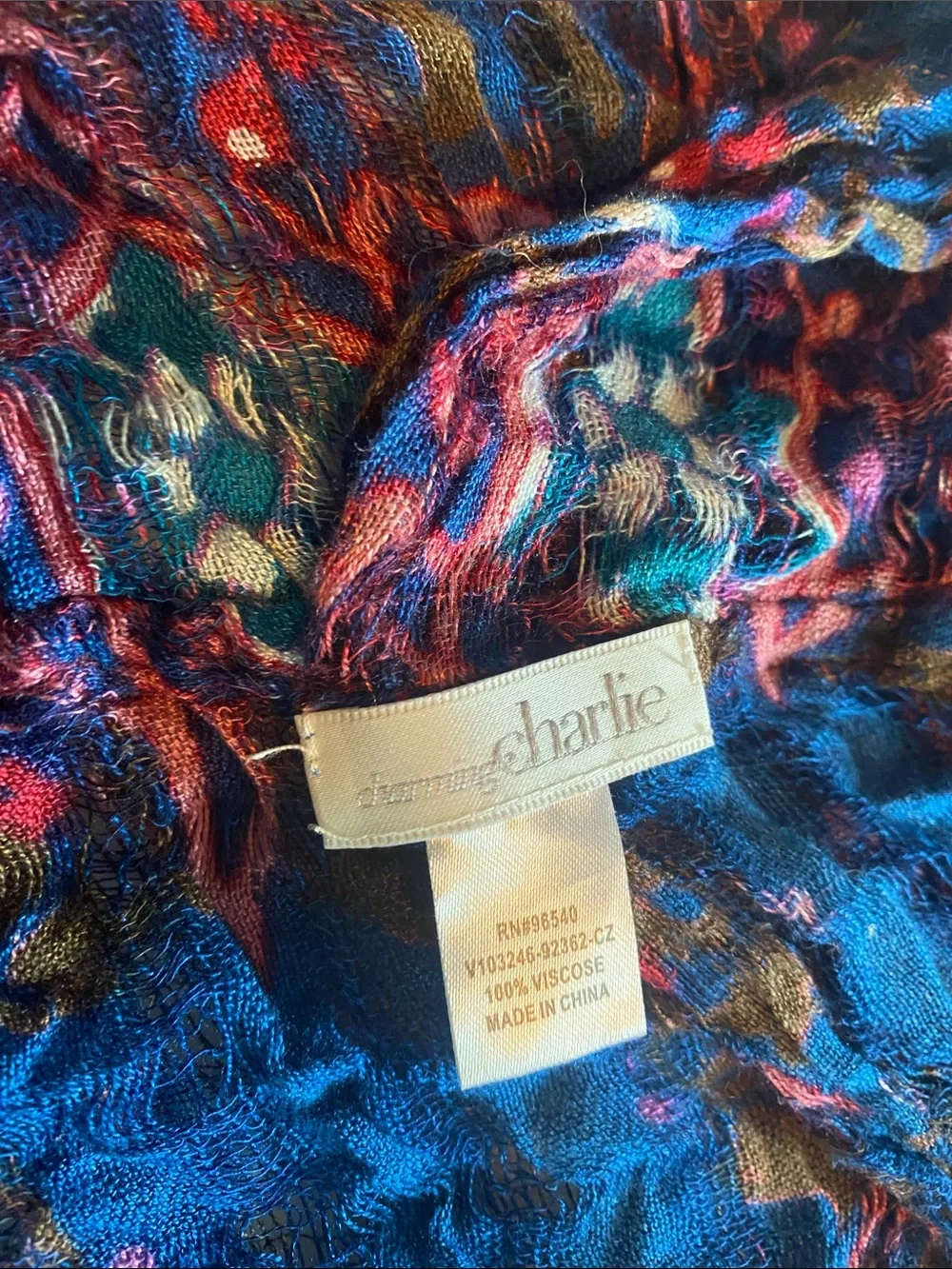 Charming Charlie Womens cowl scarf 20” wide